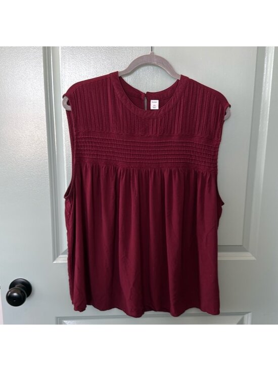 Tops - Sleeveless top